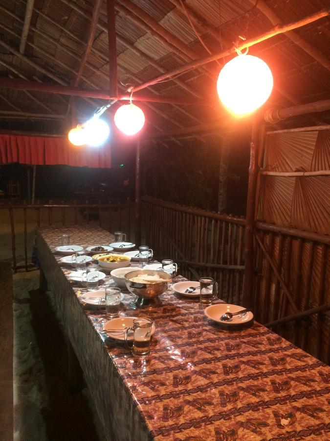 Kamar Raja Guest House Selpele Bagian luar foto