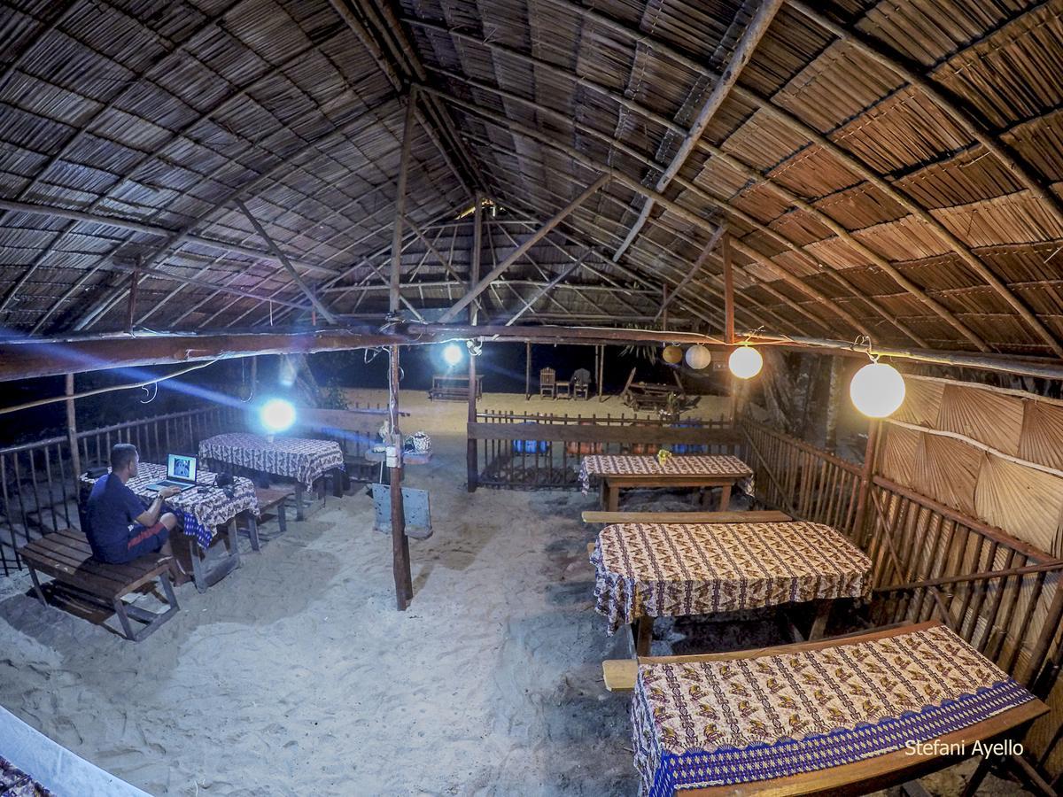 Kamar Raja Guest House Selpele Bagian luar foto