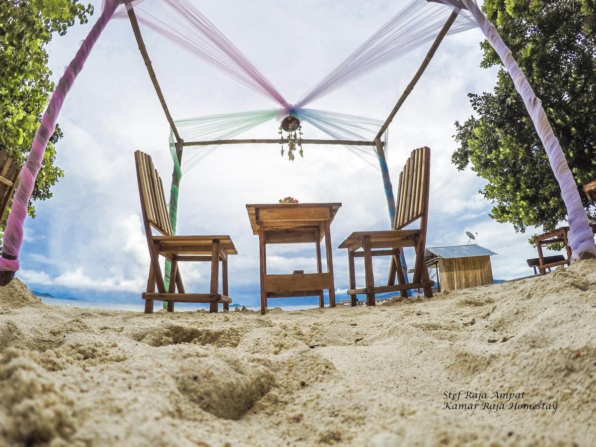 Kamar Raja Guest House Selpele Bagian luar foto